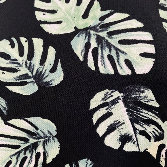 FOREVER 21 Pretty PALM LEAF Print Sun DRESS Small - Picture 8 of 15